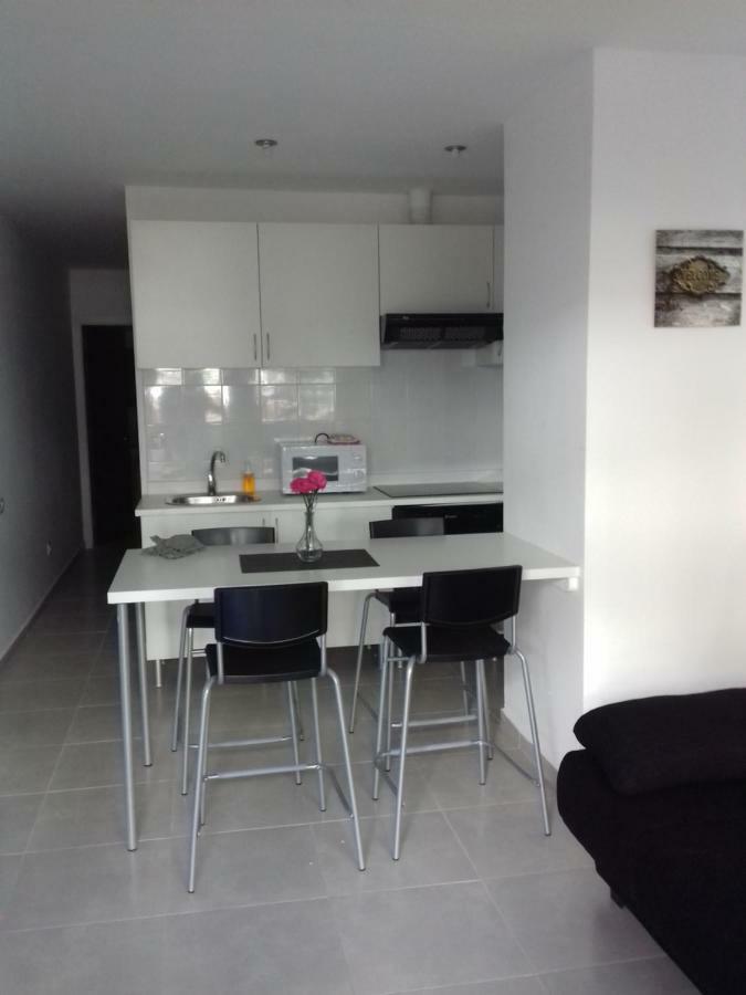 Apartment Center *