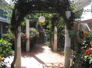 Las Palmeras I & Ii 3*