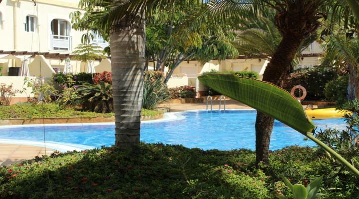 39 El Sultan, Calle El Roque Apartment