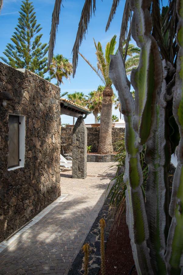 Villa La Golondrina - Froont *