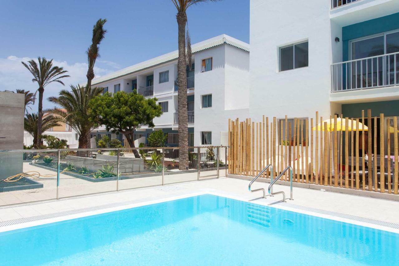 Elegant Next To The Sea! *