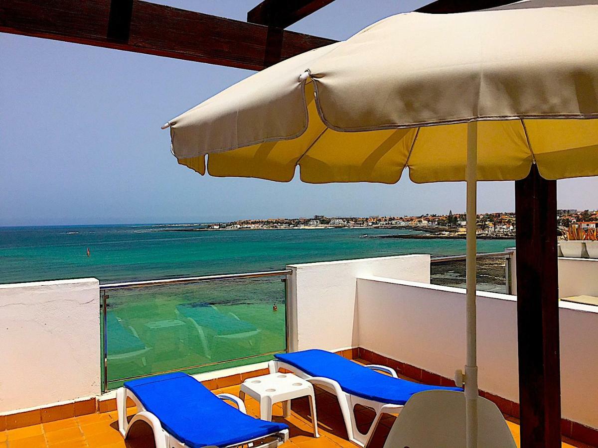 Apartment On The Beach *