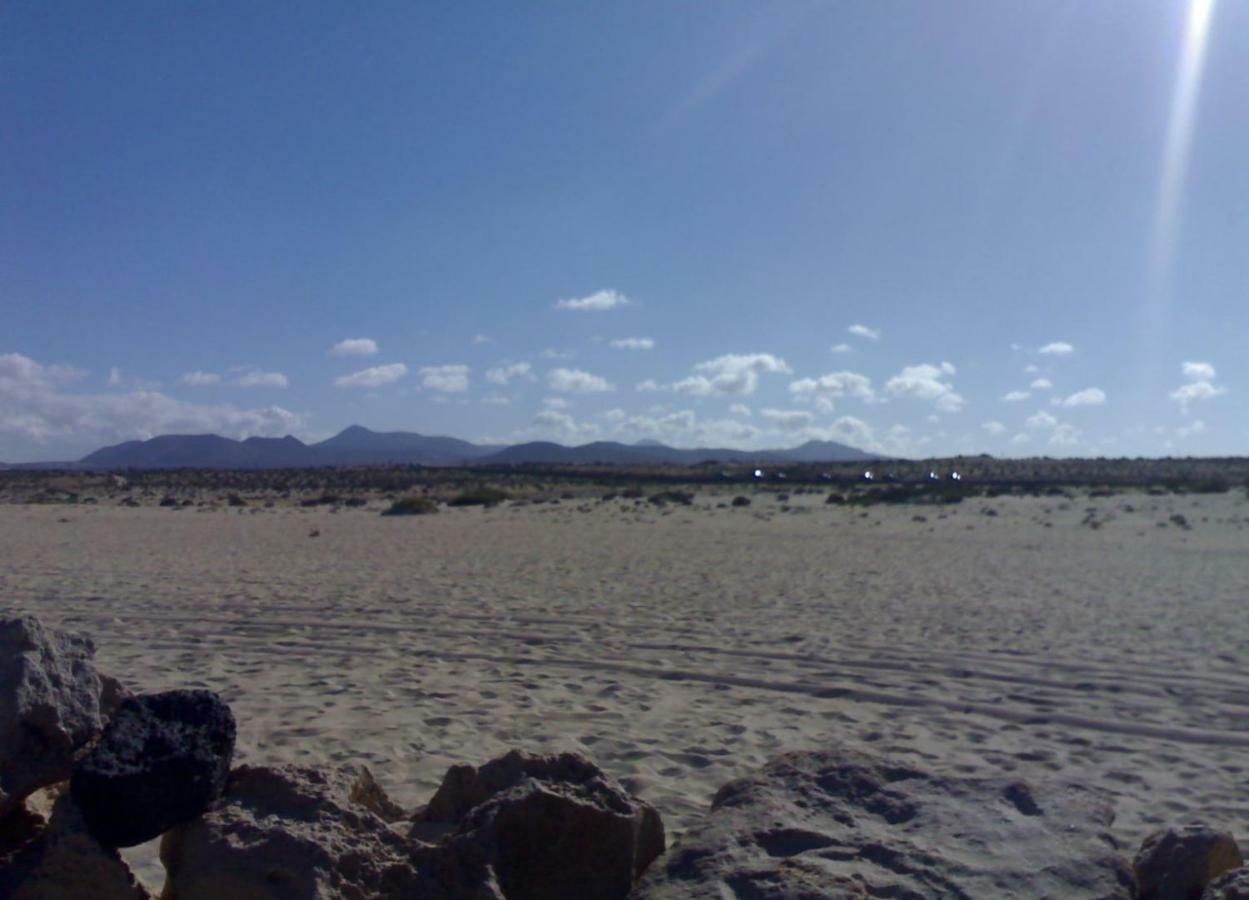 Tropical Garden Retreat: Private Terrace & Pool Oasis Corralejo