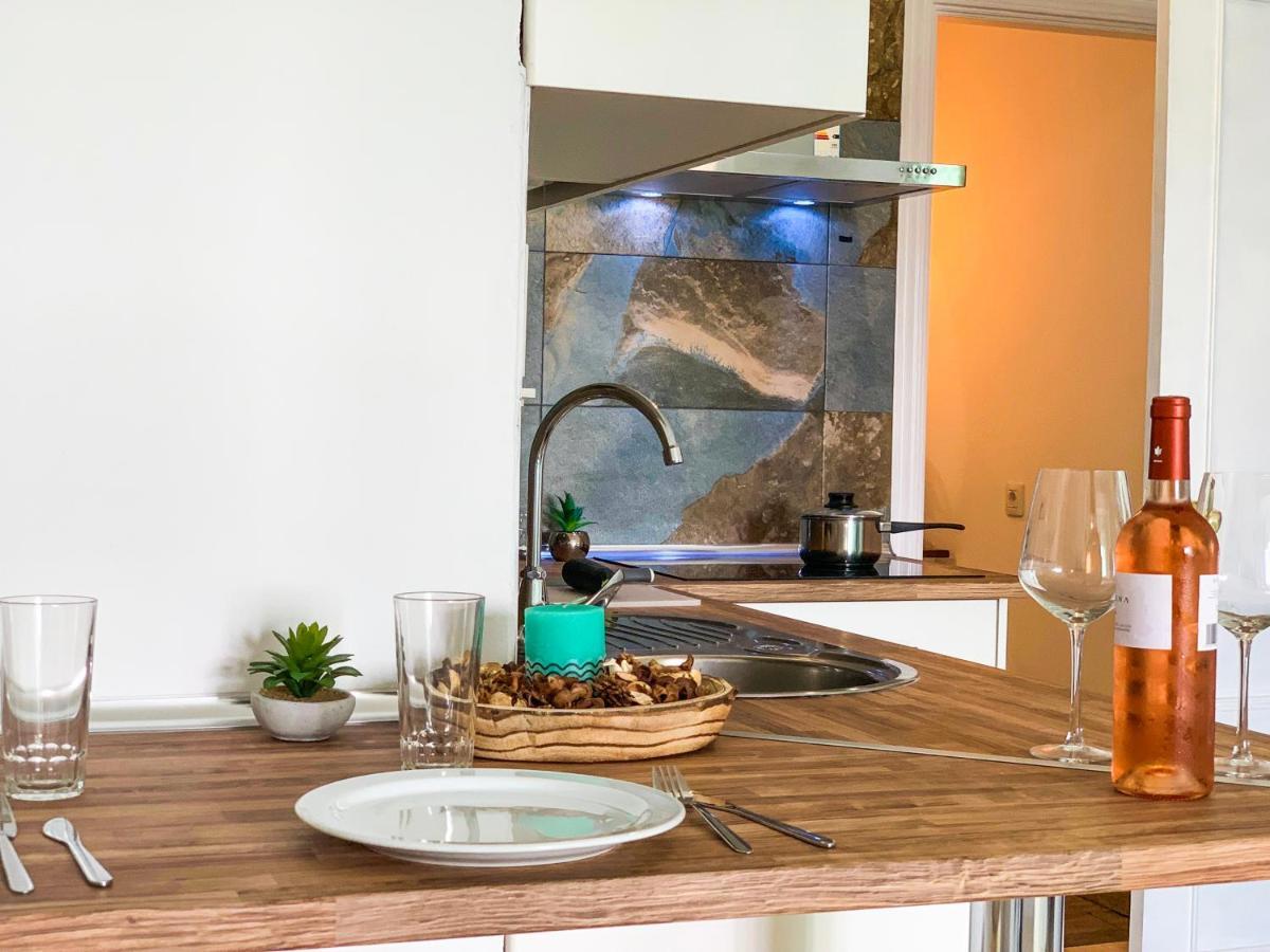 Hibiscus Apartment