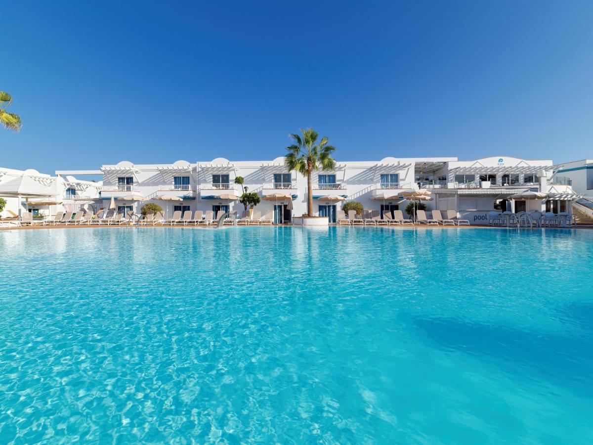 Arena Aparthotel