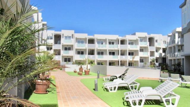 Blue Spirulina Con Piscina, Terraza, Parking Y Wifi