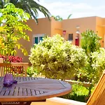Casa Lucien - Newly Refurbished Apartment With Swimming Pool - Ideal For Couples