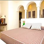 Villa 81