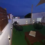 Apartamento Con Vistas Al Mar En El Centro De Corralejo