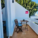 Hoplaco Apartament, Almost On The Beach