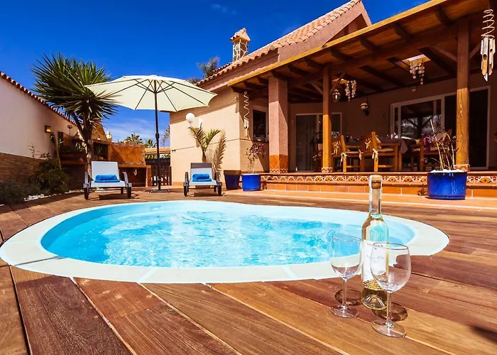 Villa Hibiscus Centrum Corralejo Beach Private Pool Family