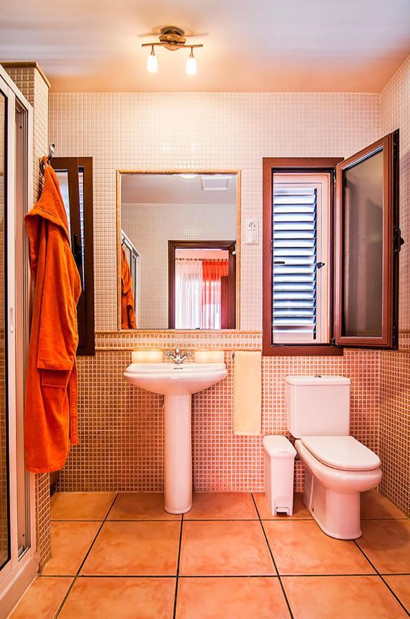 Orange Light Villa Corralejo