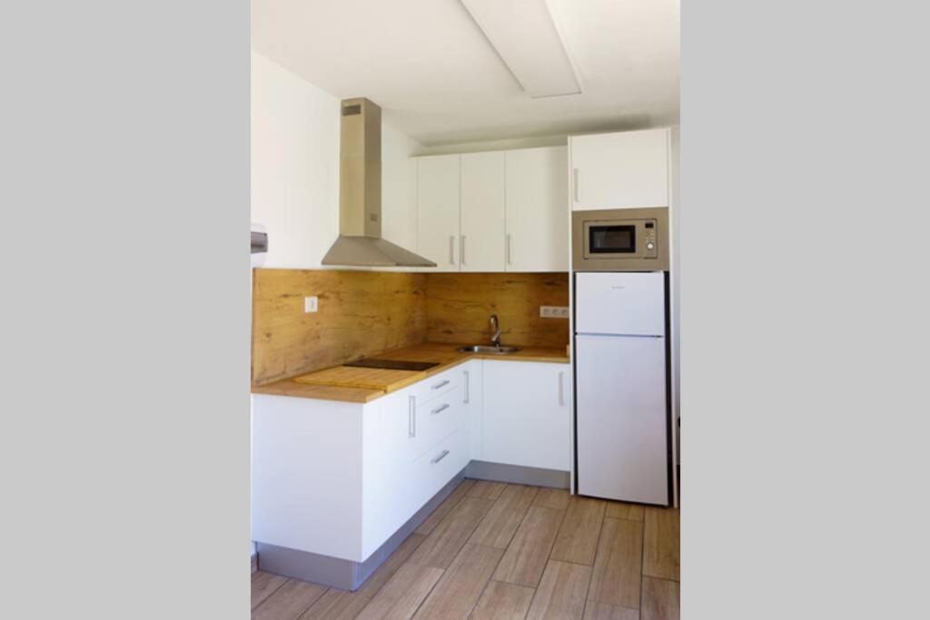 Apartamento Recien Reformado En Centro A Tres Minutos De La Playa * Corralejo