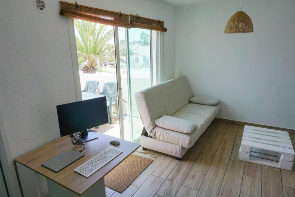 Apartamento Recien Reformado En Centro A Tres Minutos De La Playa *