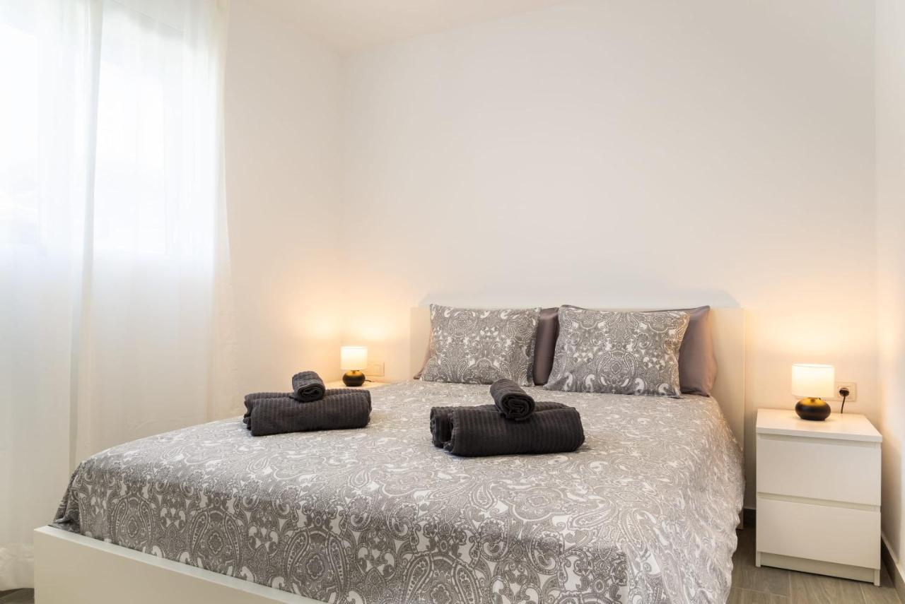 Apartment Casa Lucien - Newly Refurbished With Swimming Pool - Ideal For Couples *