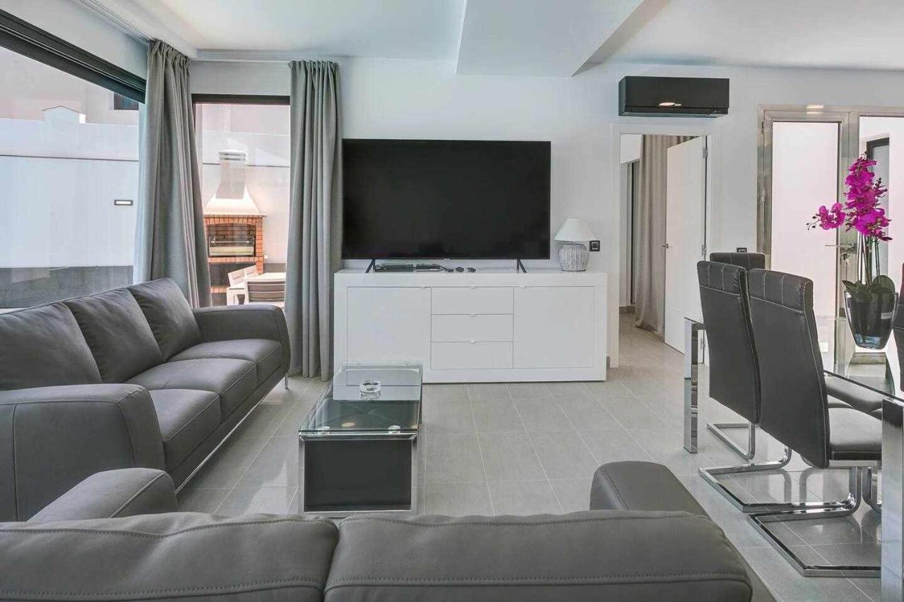 Two Dreams Luxury *