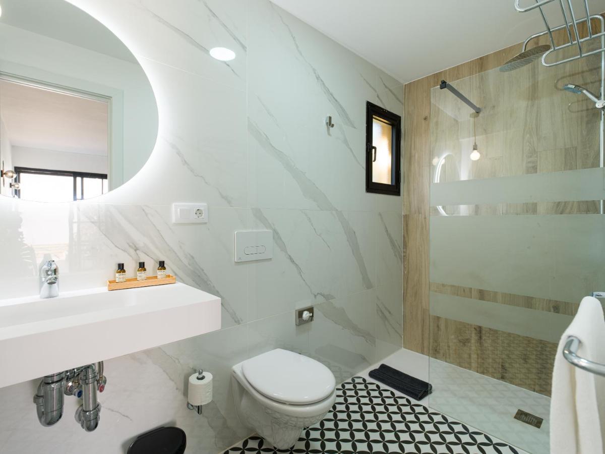 Apartment Homeforguest Moderno En