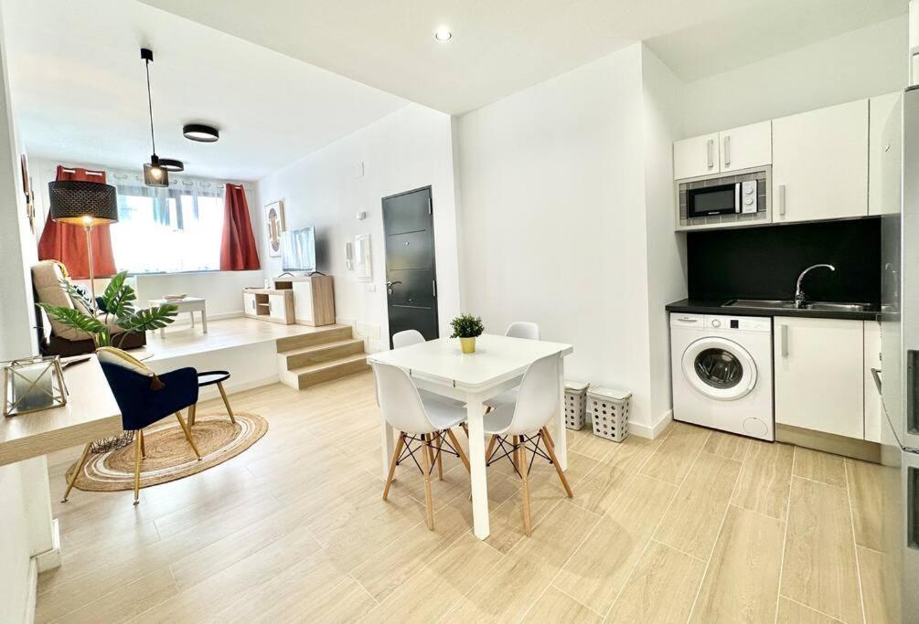 La Gofio En El Centro De Corralejo, Dos Habitaciones, Dos Banos, Terraza Privada Y Wi-fi Apartment Corralejo