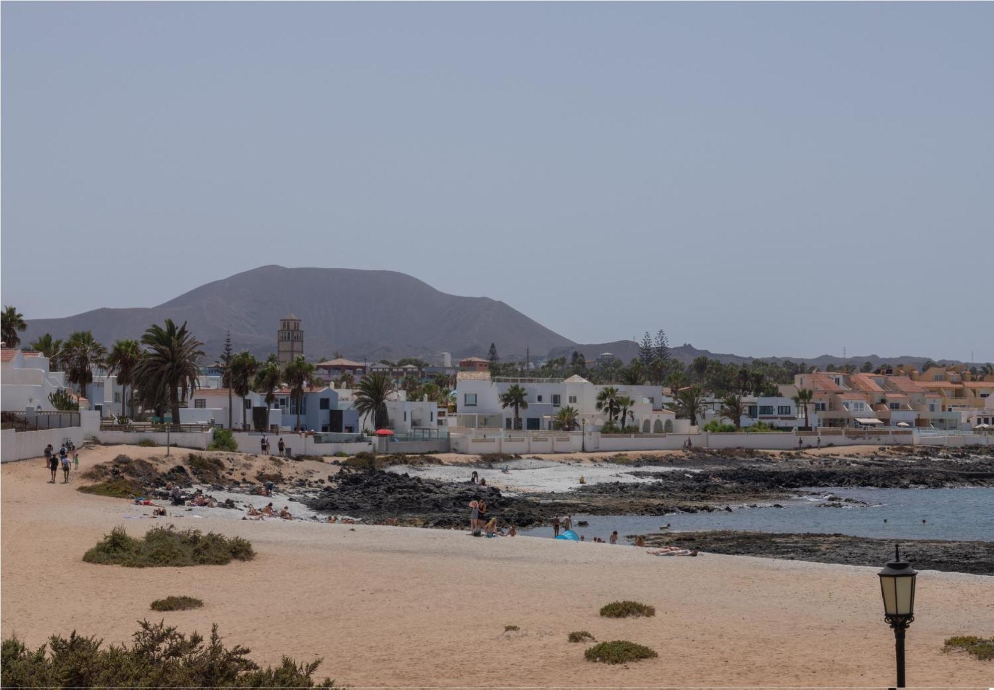 5 Beachfront By Holidays Apartamento Corralejo