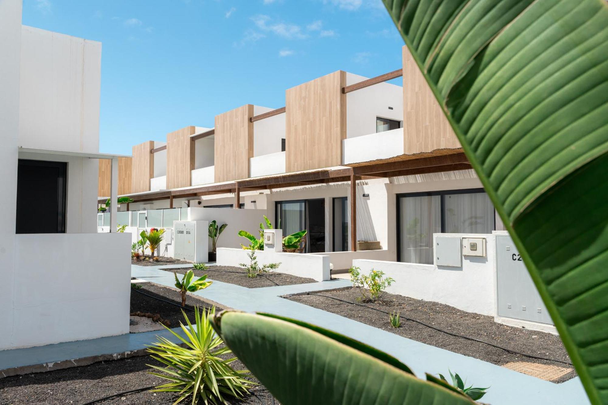 El Palmeral - House With Pool In * Corralejo