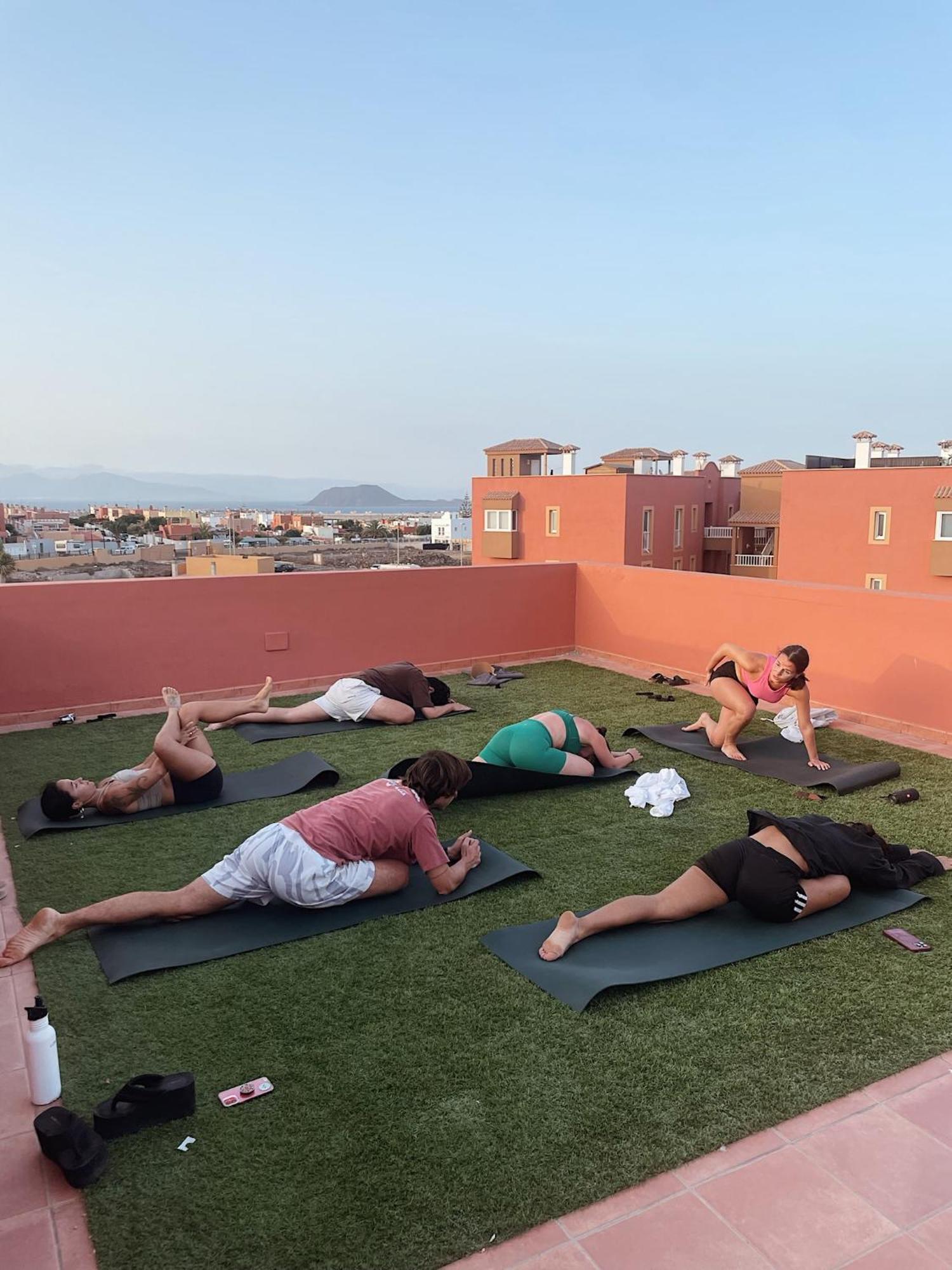 Guest house Banama Coliving & Coworking, Surf & Yoga - Casa Roja *