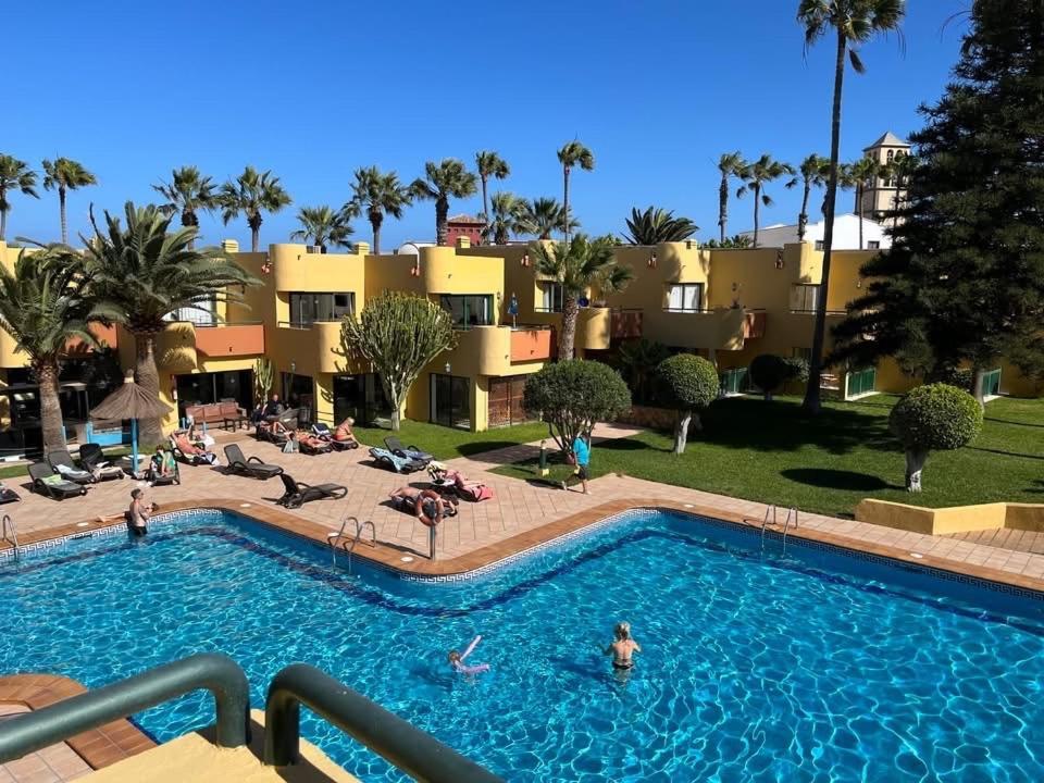Atlantic Garden Andrew Pool Air Conditioning Corralejo