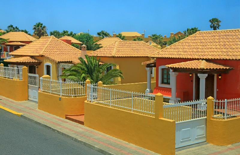 Brisas Del Mar Apartment *