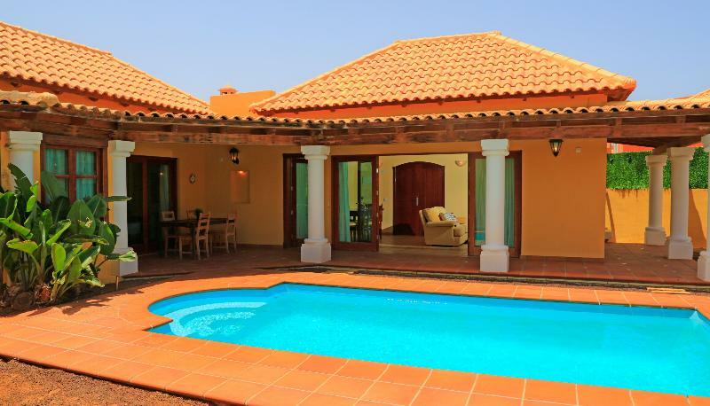 Brisas Del Mar Apartment *
